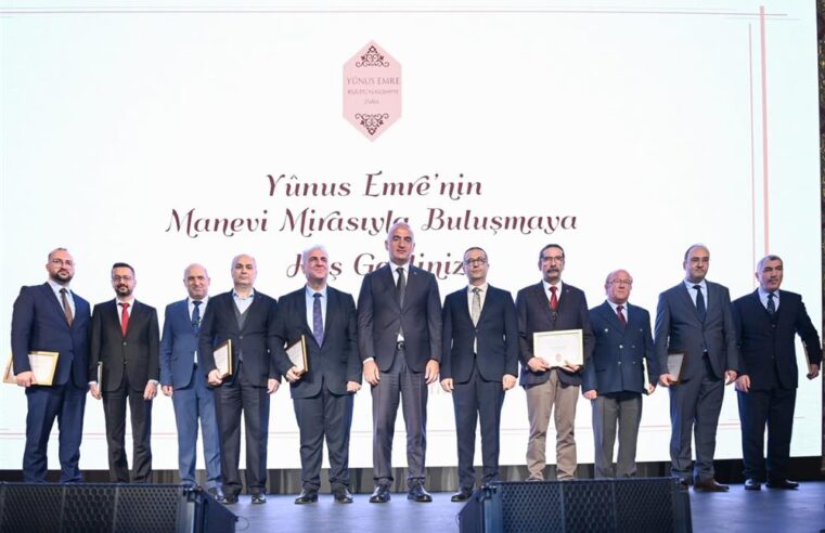 ASIRLIK NÜSHALAR YUNUS EMRE’NİN MİRASINI GÜNÜMÜZE TAŞIYOR