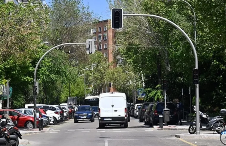 Büyük çaplı elektrik kesintisi: Üç Avrupa ülkesi etkilendi