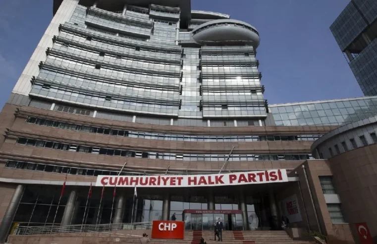 CHP’nin olağanüstü kurultayının iptali talebiyle açılan davalar birleştirildi!