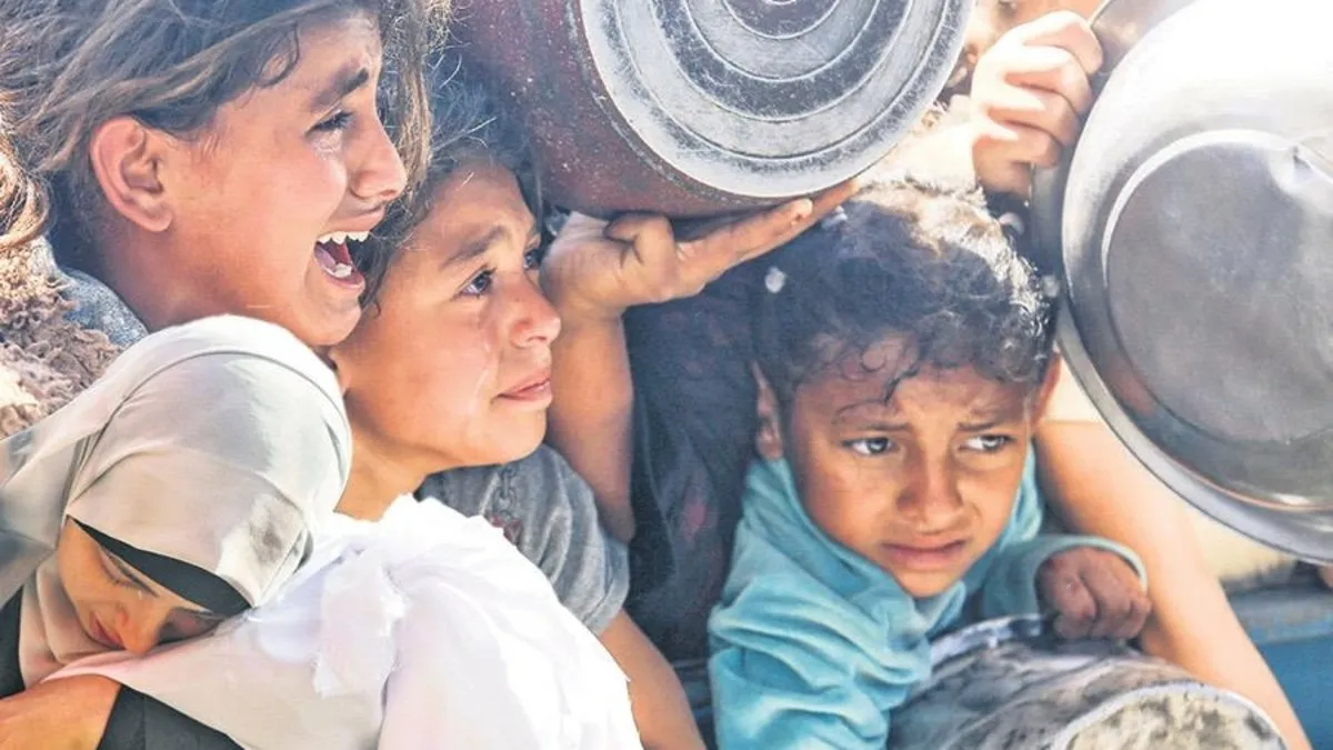 Dünya canlı yayında soykırımı izliyor