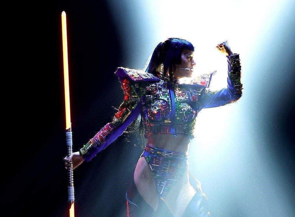 Dansıyla alay konusu olan Katty Perry’den açıklama