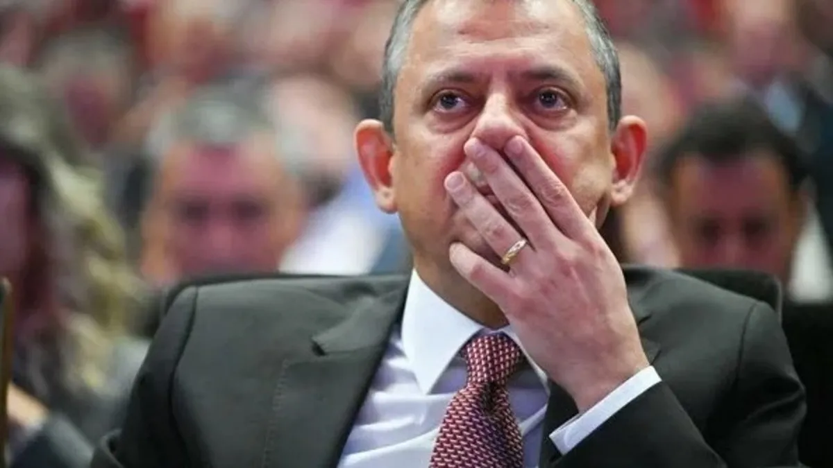 Özgür Özel karalama kampanyasına devam ediyor: Başkan Erdoğan’ın ziyareti öncesi Türkiye’yi şikayet etti!