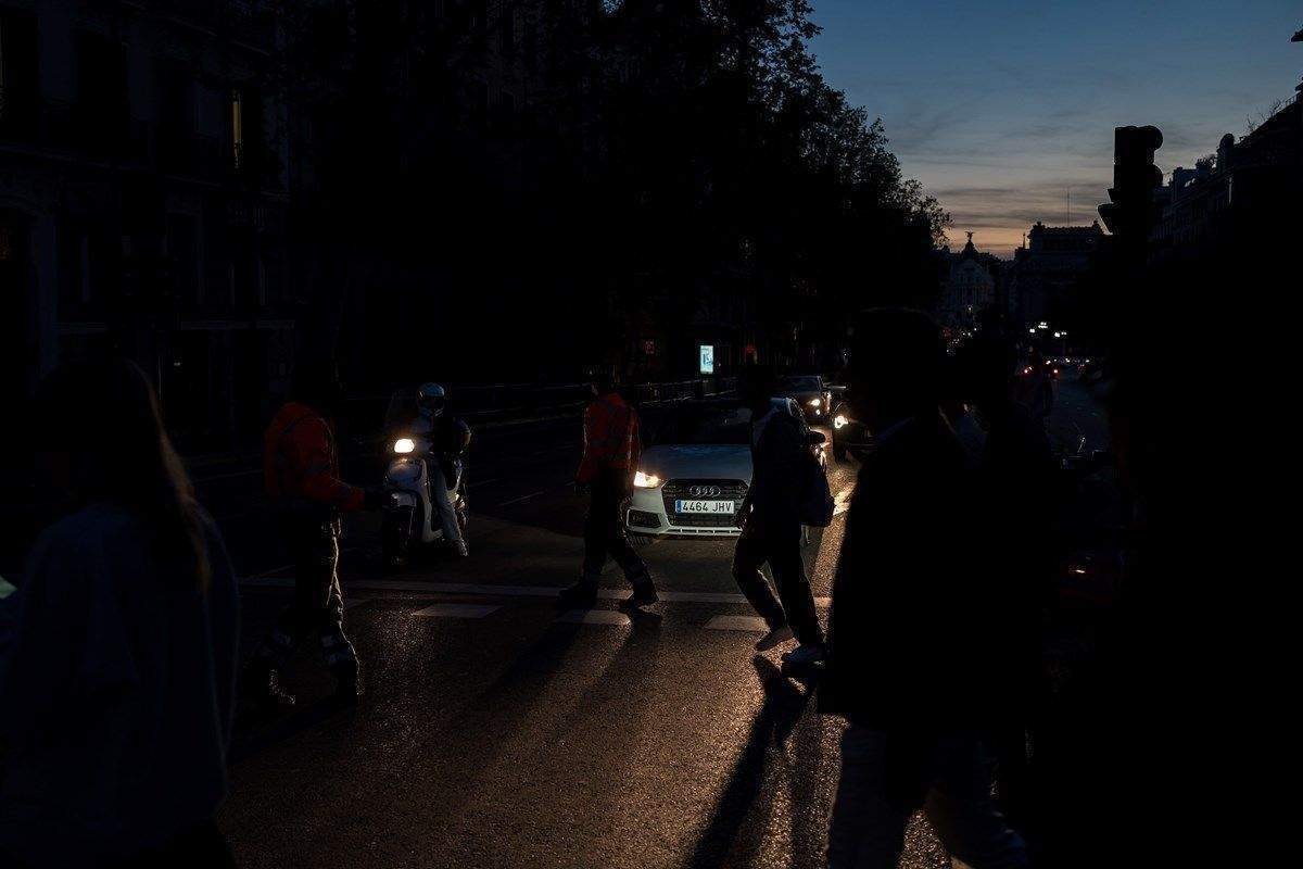 Avrupa’daki elektrik kaosu Türkiye’yi etkiler mi? Bakan Bayraktar’dan açıklama