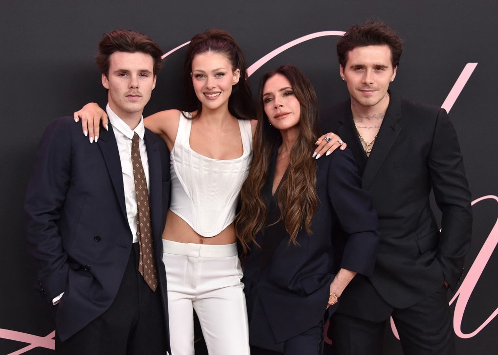 Beckham ailesinde ipler iyice gerildi: En küçük kardeşten gönderme