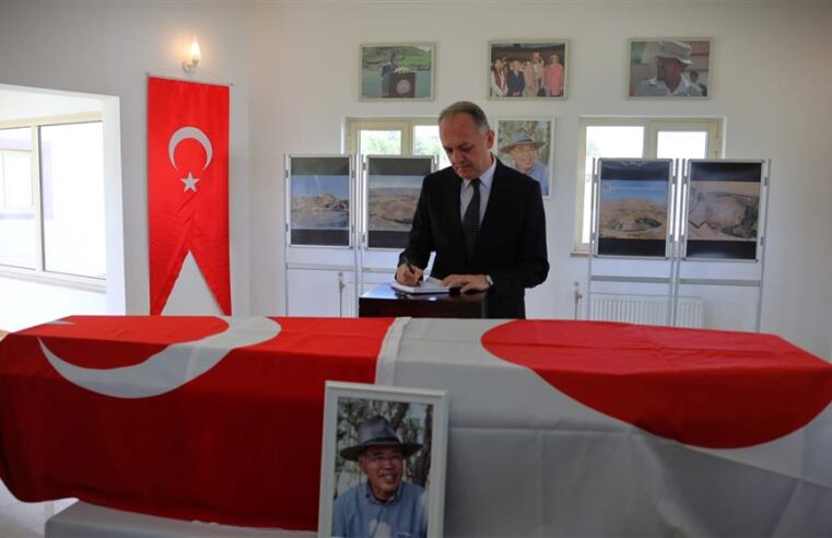 KALEHÖYÜK’E ADANMIŞ BİR ÖMRE VEDA: DR. SACHIHIRO OMURA SON YOLCULUĞUNA UĞURLANDI
