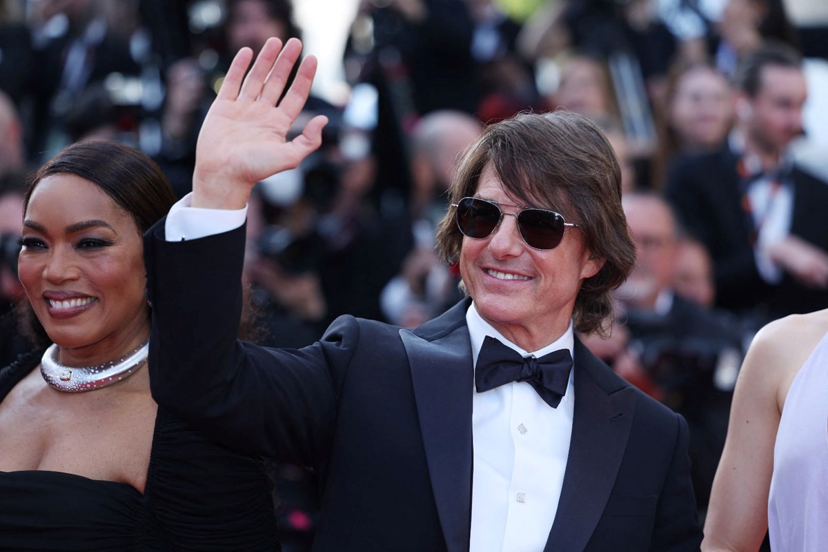 Tom Cruise’un filmi Cannes’da 5 dakika boyunca ayakta alkışlandı