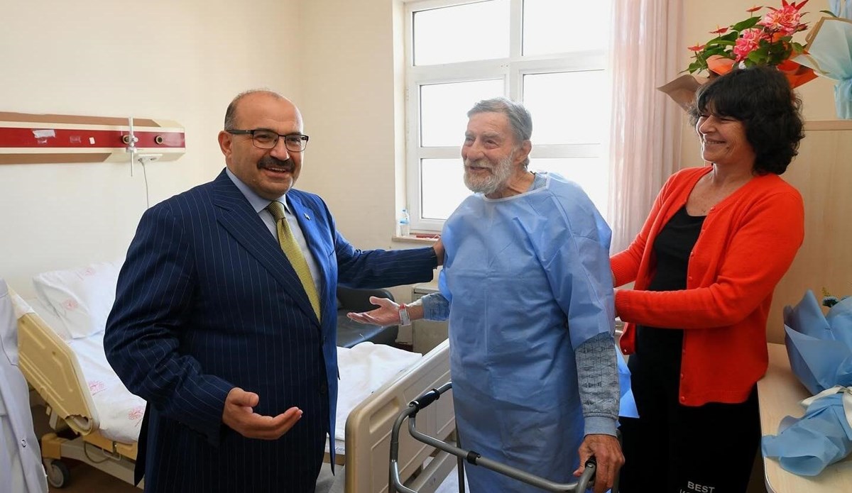 Usta oyuncu Ahmet Mekin taburcu oldu