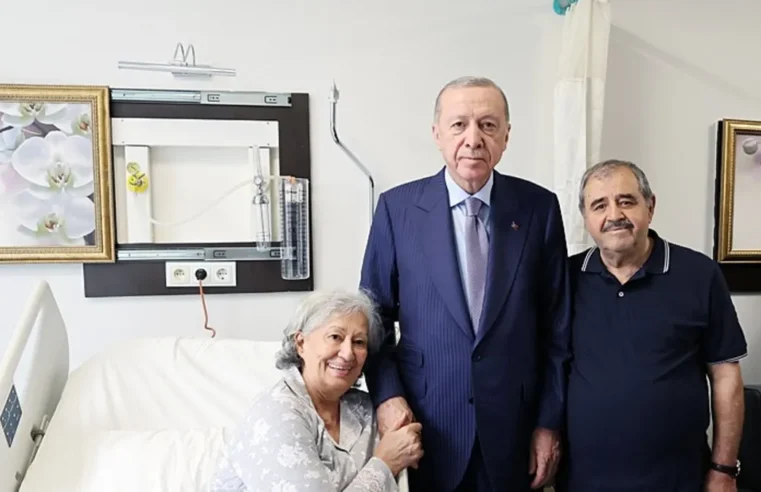 Başkan Erdoğan’dan açılışını yaptığı hastanedeki hastalara ziyaret