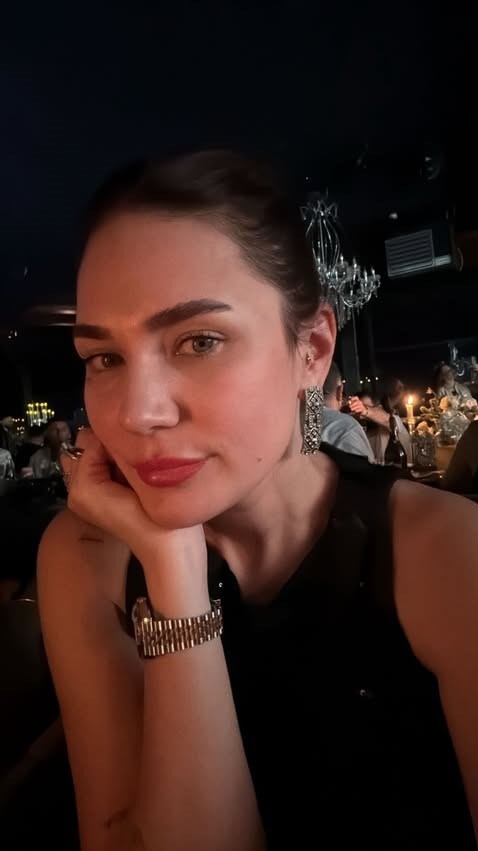 Demet Akalın’dan Gülşen paylaşımı
