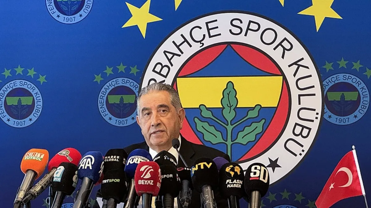 Mahmut Uslu’dan imza açıklaması! “Ali Koç yanlış yapmış”