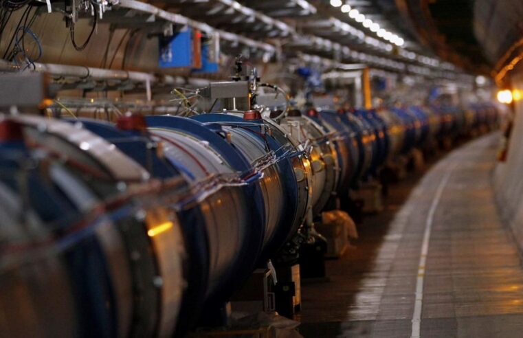 Modern simya: Dünyanın en büyük makinesi kurşunu altına dönüştürdü