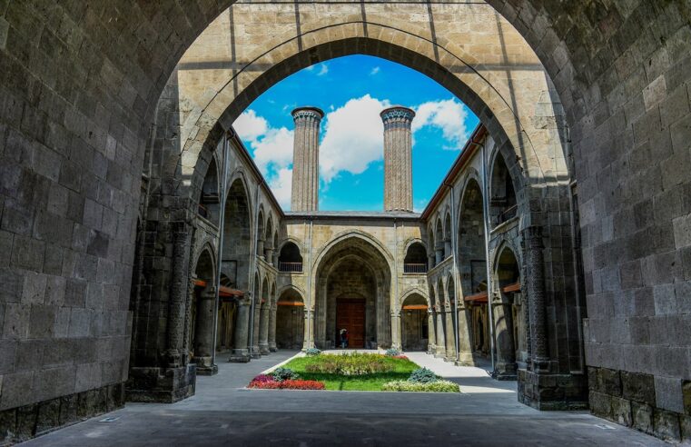 Erzurum’a gelenler tarih ve kültür yolculuğuna çıkıyor