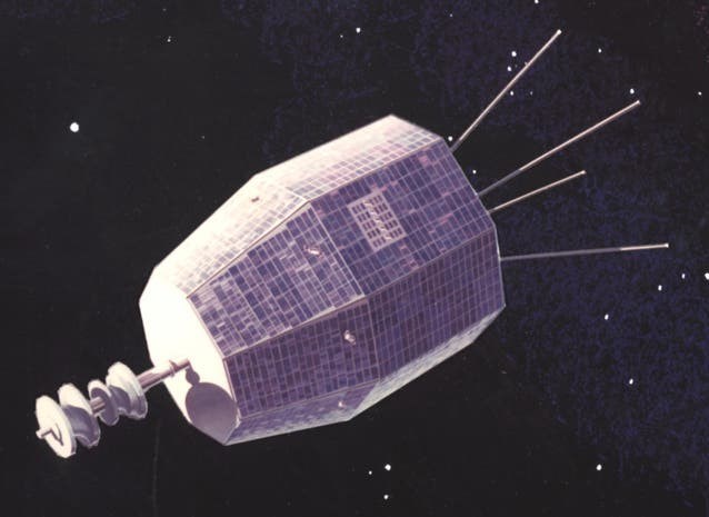 NASA şaşkına döndü: Kullanım dışı uyduda gizemli patlama!