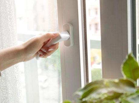 Ev serinlesin derken ısınıyor! Pencereleri hemen açmayın, doğru saat buymuş