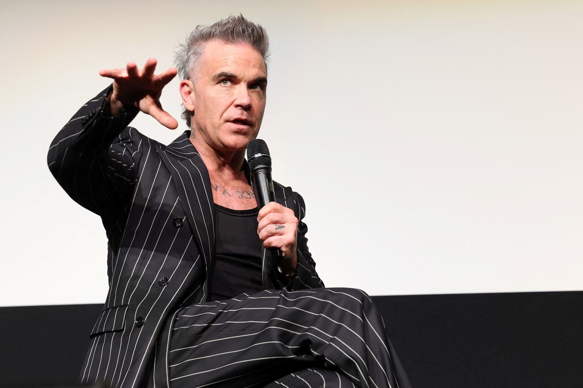Robbie Williams İstanbul’a geliyor: Konser yeri değişti