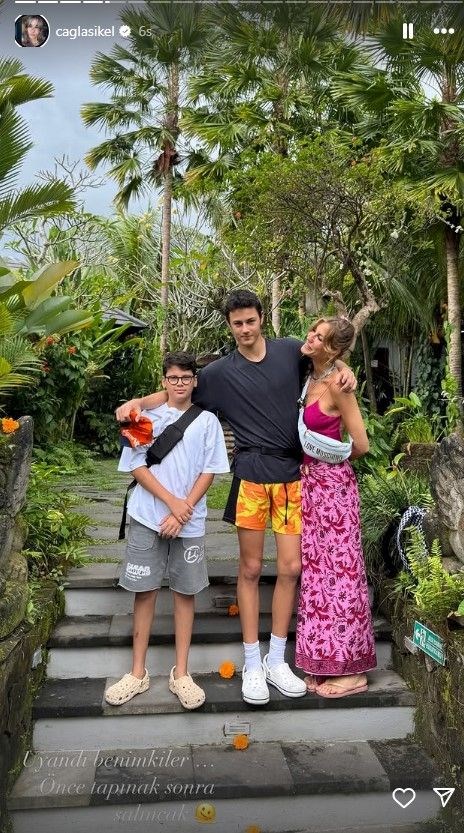 Çağla Şıkel ile oğulları Bali’nin tadını çıkarıyor