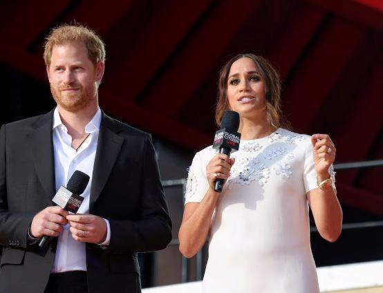 Prens Harry ve Meghan Markle’a yerel halktan tepki: ”Ünvanları geri alınsın”