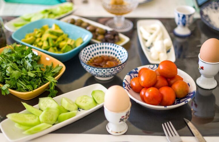 Kahvaltıda sadece yumurta mı yiyorsunuz? Gözden kaçırdığınız besin eksiklikleri