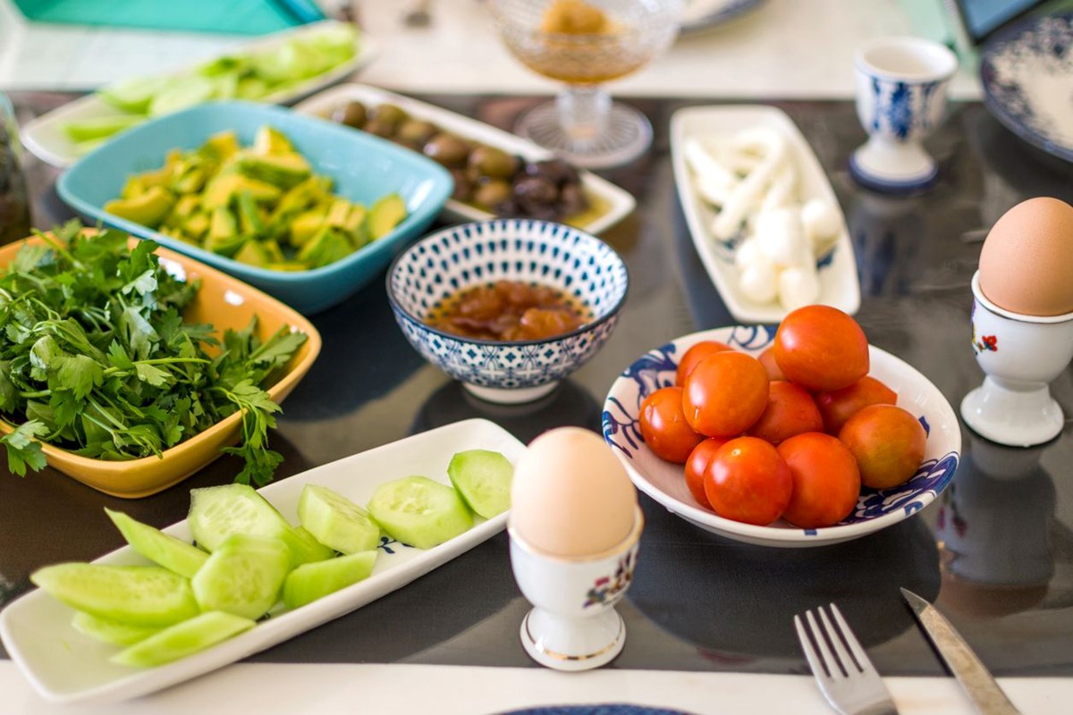 Kahvaltıda sadece yumurta mı yiyorsunuz? Gözden kaçırdığınız besin eksiklikleri