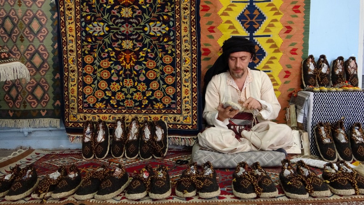 Harik’in son ustası: Mesleğini 28 yıldır yaşatmaya çalışıyor