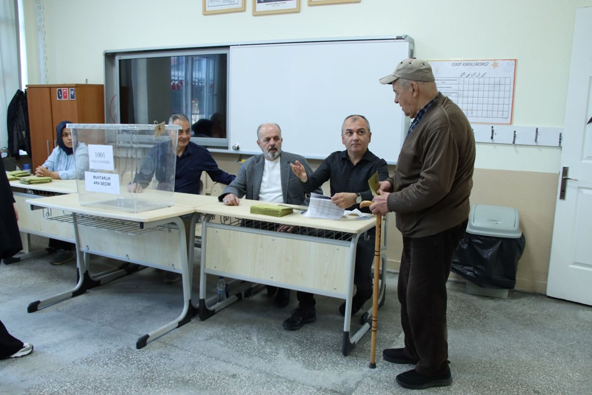 407 yerde seçim sandığı kuruldu: Oy verme işlemi 17.00’de bitecek