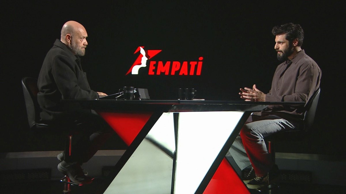 Serkan Çayoğlu eşi Özge Gürel hakkında konuştu: “Biz çok farklı insanlarız”