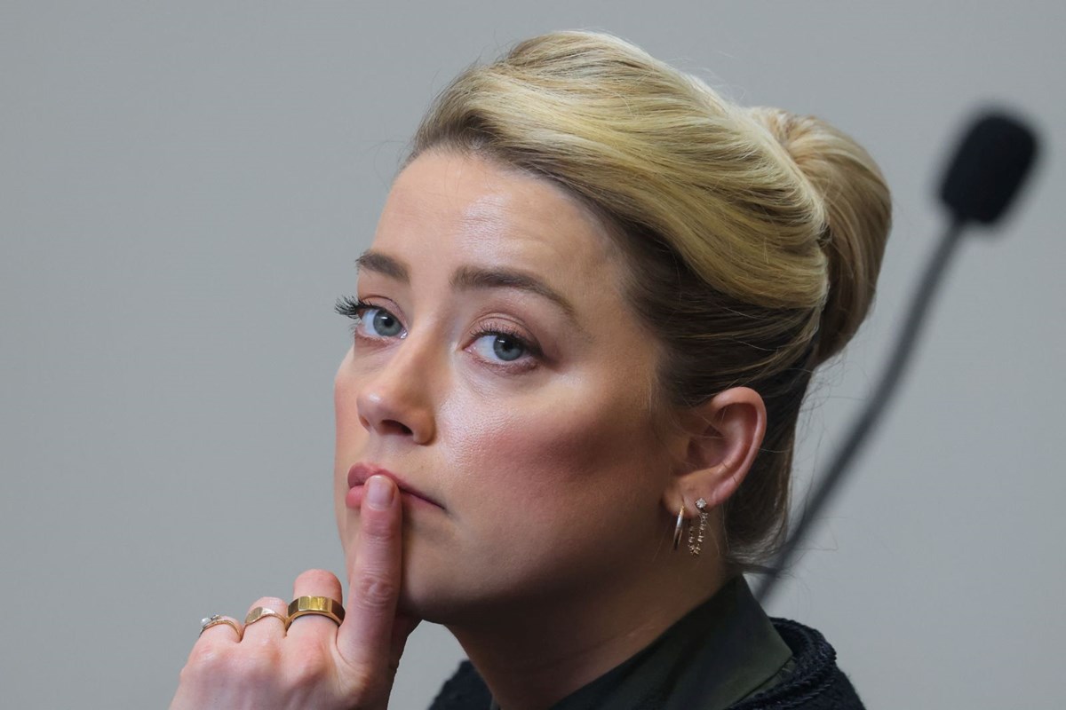 Johnny Depp’ten Amber Heard açıklaması: Hiçbir iyi iş cezasız kalmaz