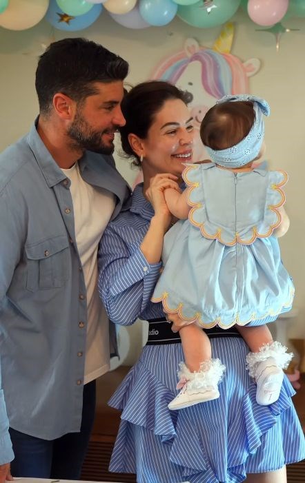 Yıldız Çağrı Atiksoy paylaştı: Mire Milena’nın doğum gününden yeni kareler