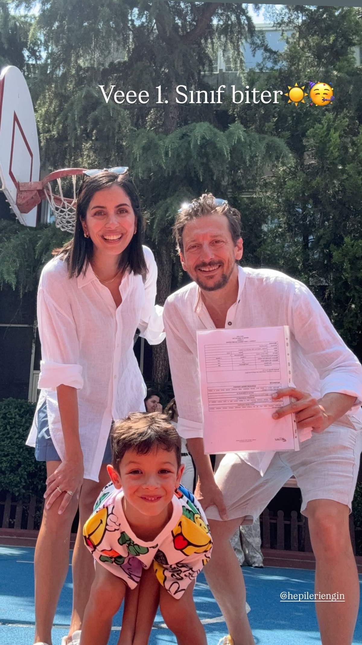 Beyza Şekerci ile Engin Hepileri’nin karne heyecanı