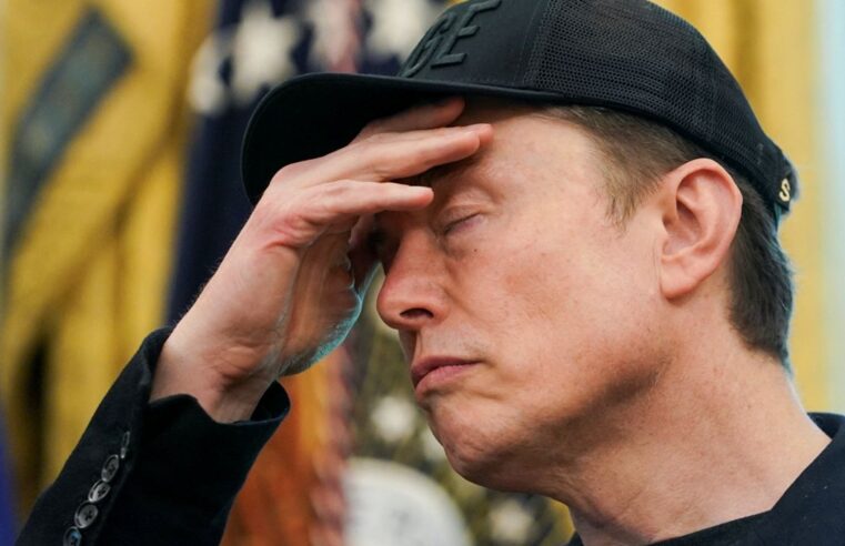 Musk’ın çılgın planı: Patlayan roketler, şaşırtan strateji!