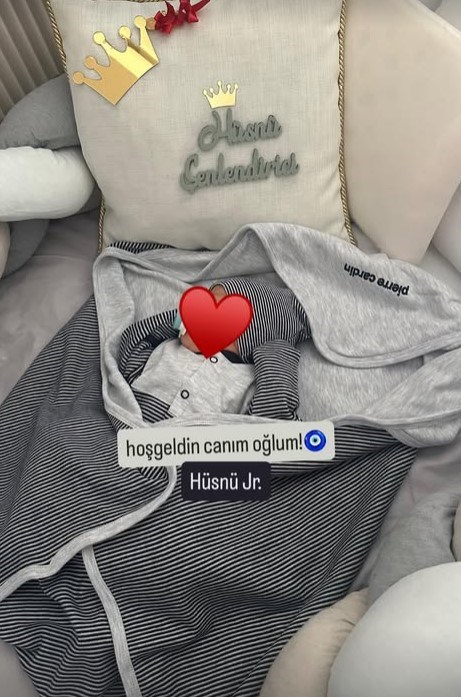 Hüsnü Şenlendirici ikinci kez dede oldu