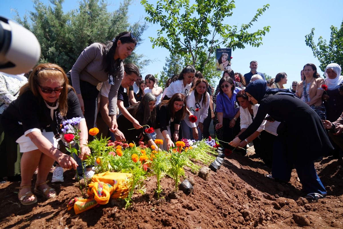 Ses sanatçısı Ayşe Şan’ın vasiyeti 29 yıl sonra yerine getirildi
