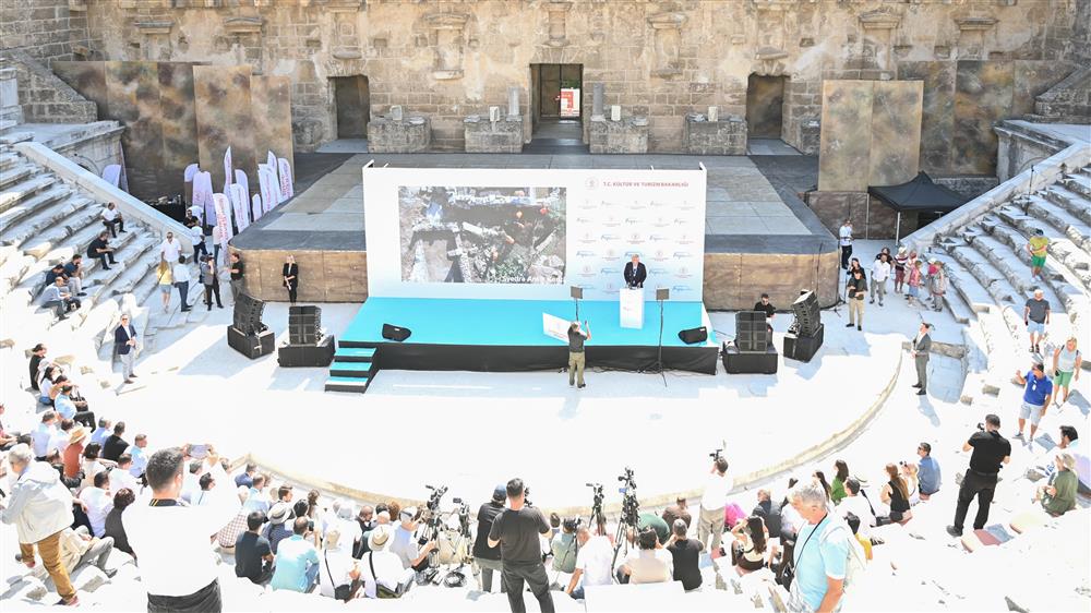 ASPENDOS’TA TARİH ‘GELECEĞE MİRAS’ İLE GÜN YÜZÜNE ÇIKMAYA DEVAM EDİYOR
