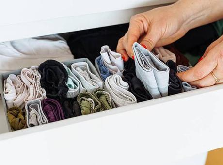 Saniyeler içinde kıyafetleriniz ip gibi olacak! Mağazadan bir köşe gibi görünecek