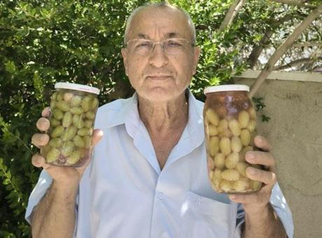 Ne salatalık ne biber! Bu turşu çerez gibi gidiyor, yiyen tadını unutmuyor