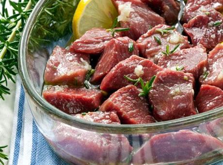 Kırmızı etin lezzetini katlayan marine tüyosu! Restoran usulü tarif: Limon, yoğurt, soda