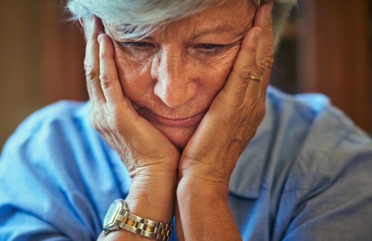 Kadınlarda alzheimer riski neden daha yüksek? İki fark belirlendi