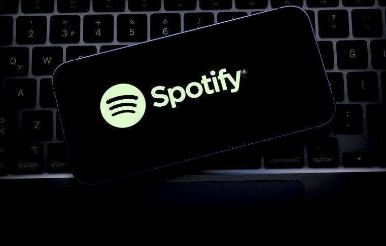 “Panama Playlists” depremi: Beyaz Saray’ın dinlediği müzikler olay oldu