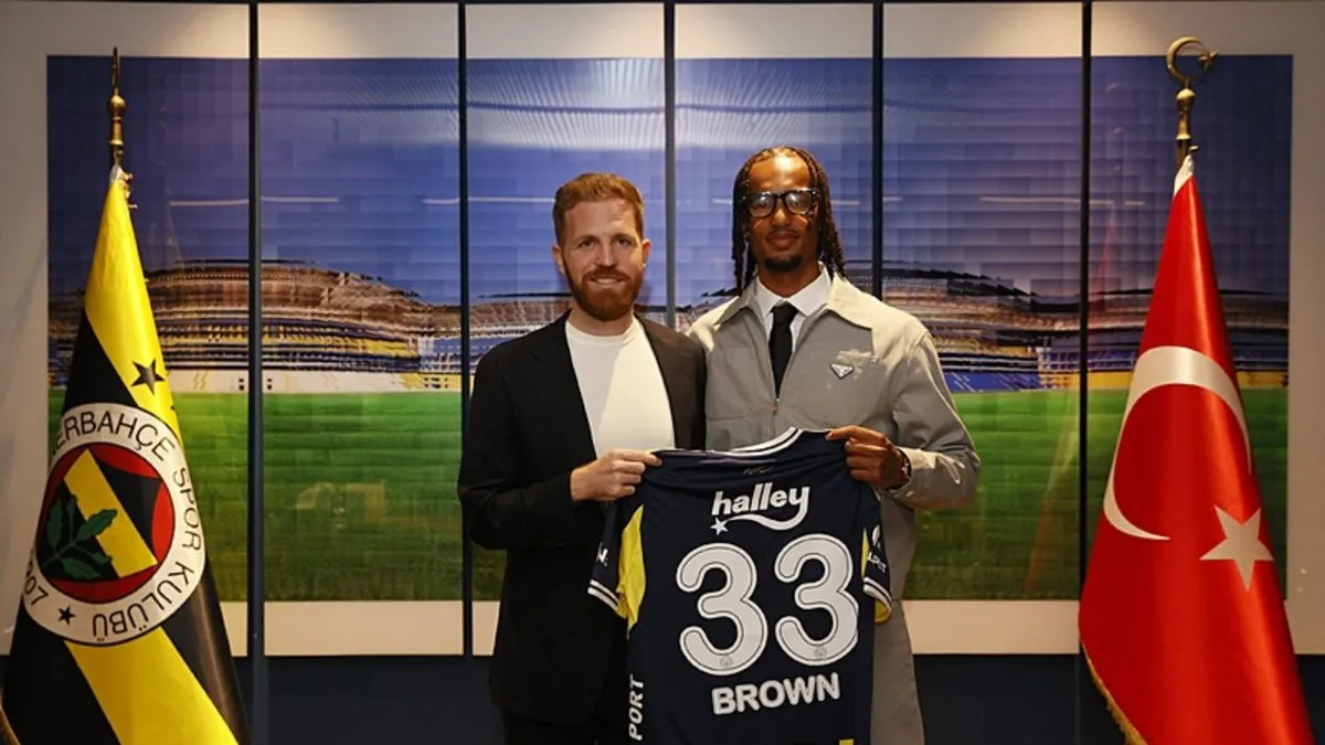 Archie Brown transferi İtalya’da gündem oldu! Milan ile alay ettiler