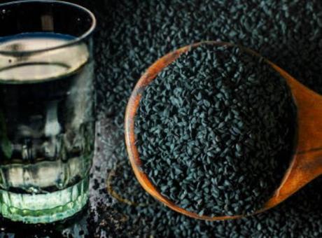 İşin sırrı açken tüketmekte! 1 bardağa 1 kaşık ekleyin: 10 dakikada sindirim hızlanıyor