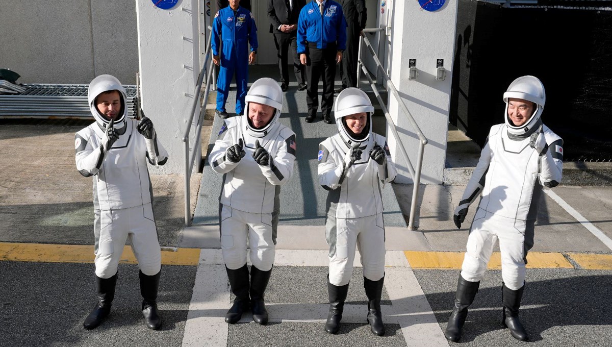 Uzaya bakteri gönderildi! SpaceX’ten hayati deney