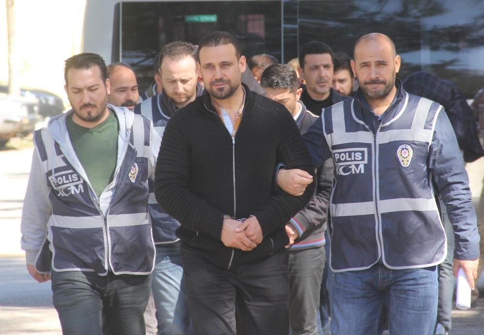Sahte diploma soruşturması: Depremde ölen Nesibe avukatın diplomasını da kopyalamışlar!
