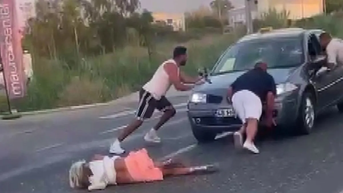Görüntüler Muğla’da kaydedildi: İngiliz kadın kabusu yaşadı! Önce çarptı sonra ezmeye çalıştı!