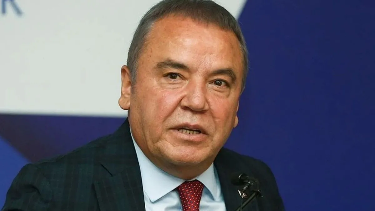 Muhittin Böcek’in yeğeni hakkında ‘dolandırıcılık’ suçlaması
